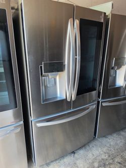 LG INSTAVIEW STAINLESS STEEL SMART FRENCH DOOR REFRIGERATOR WITH ICE PLUS