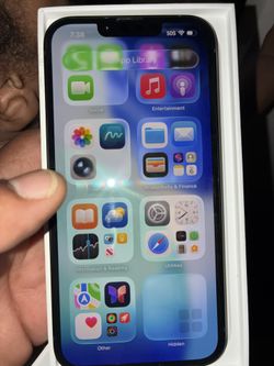 Apple iPhone 16e (boost Mobile) New Never Used
