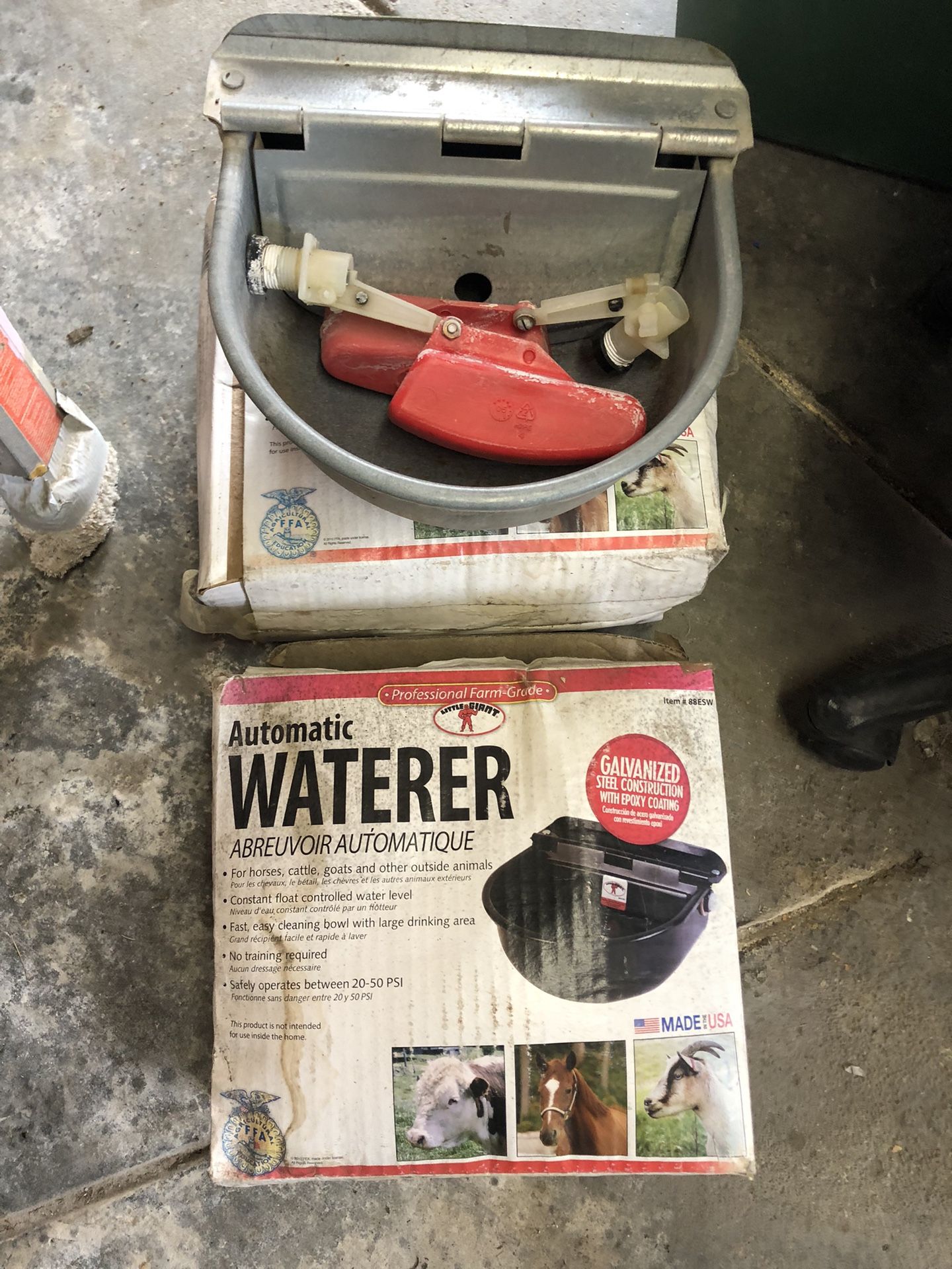 LITTLE GIANT AUTOMATIC WATERER CATTLE HORSES LIVESTOCK
