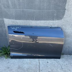 2021 - 2024 TESLA MODEL S - FRONT PASSENGER SIDE DOOR SHELL OEM