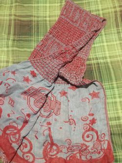 Ohio State wrap/ scarf