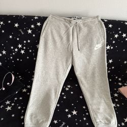 gray Nike sweatpants (joggers) No Tags 