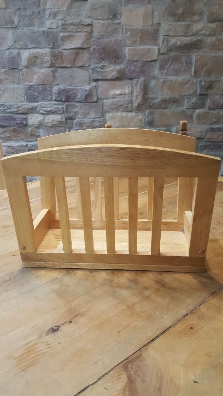 Magazine rack holder