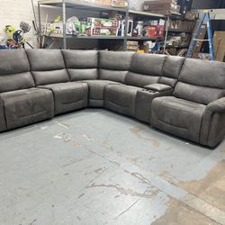 Carlin Powered Recline Sectional 
