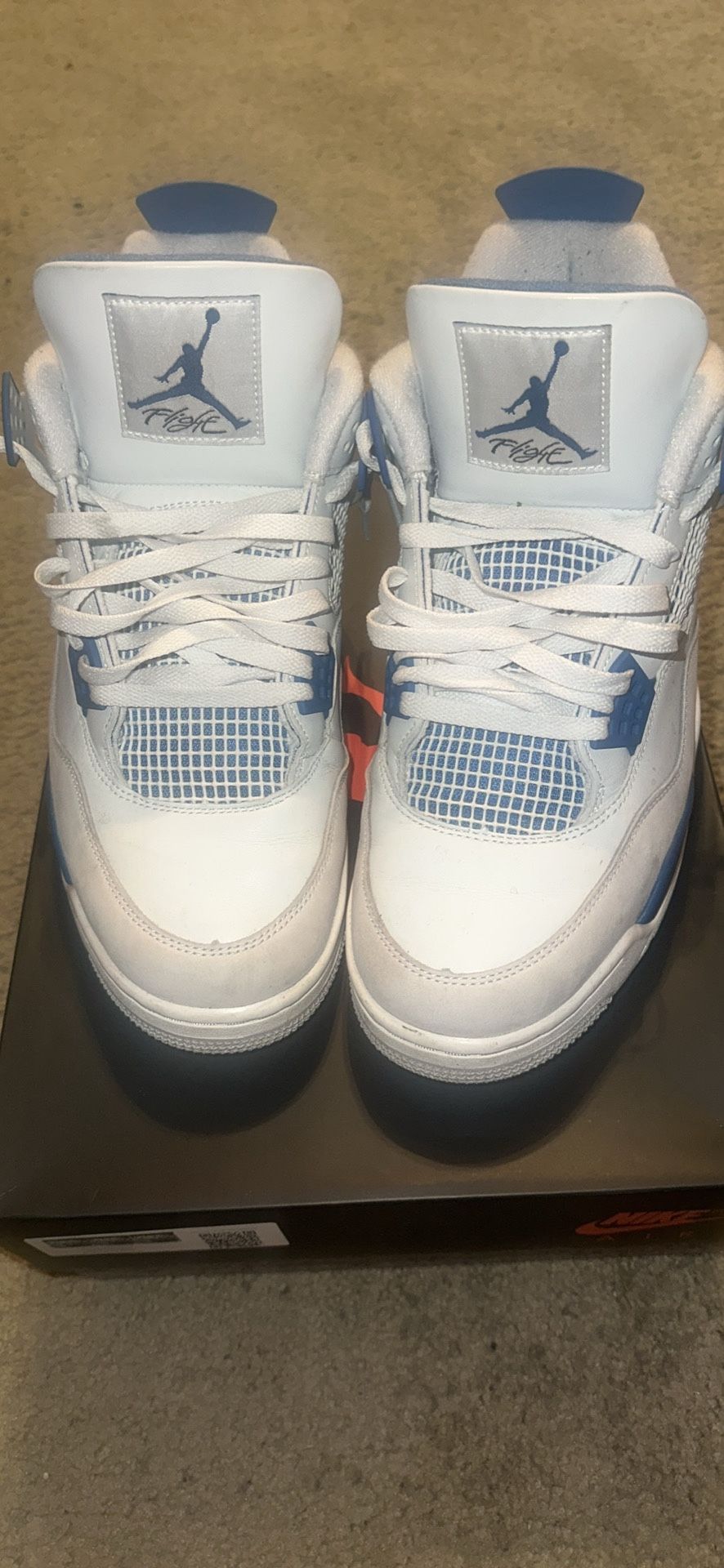 Air Jordan Retro 4 Military Blue