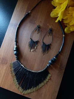 2PC Beautiful African Brass Necklace Set
