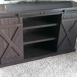 TV stand 