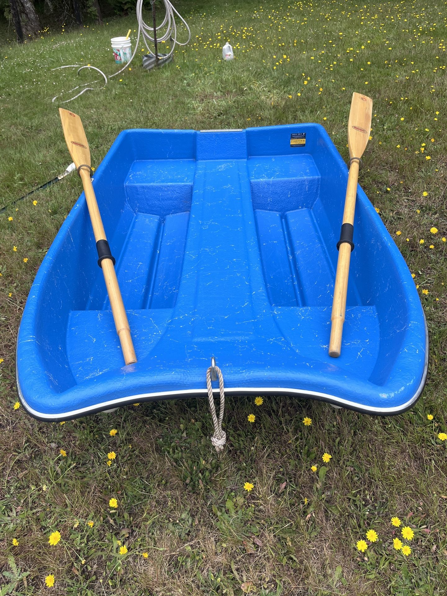 8’ Livingston Row Boat With Oars
