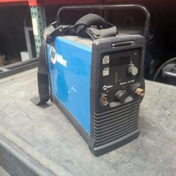 Miller Maxstar 161 Welder