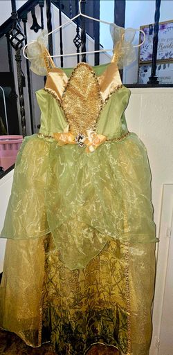 Disney store Tiana Princess Dress 11/12