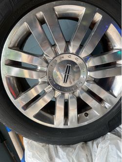 Set of wheels and tires