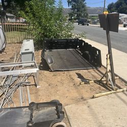 Free Stuff (NEED GONE TODAY)