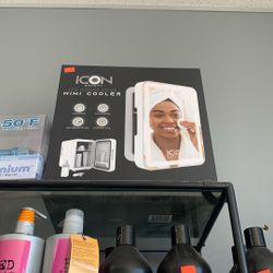 Icon Mini Beauty Cooler 