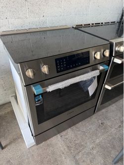 Bosch slide in stove