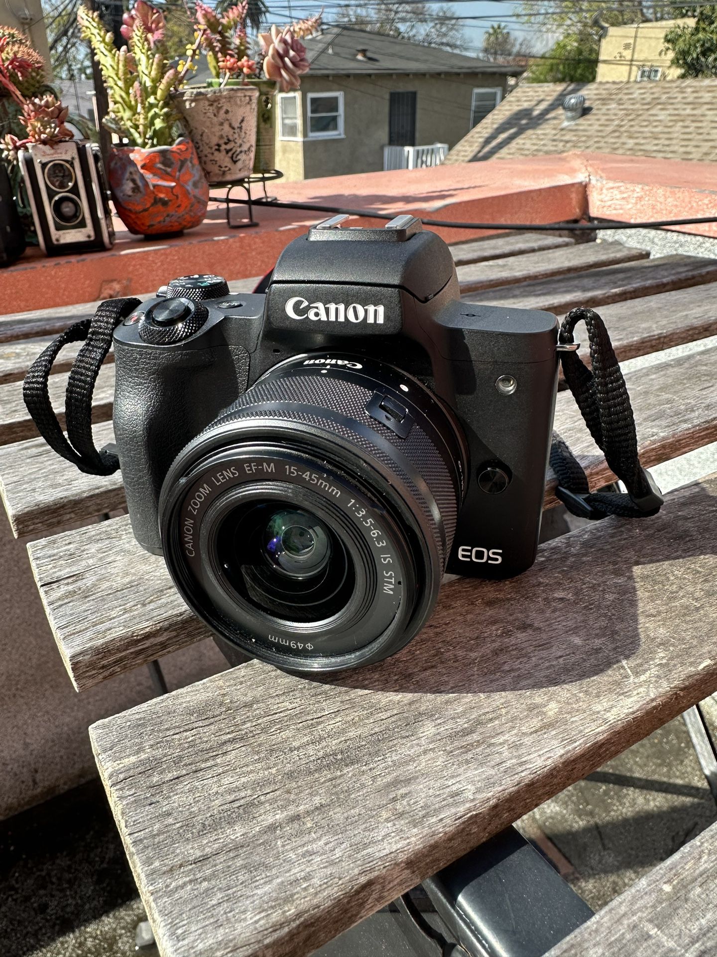 Canon M50 - 4k Camera 