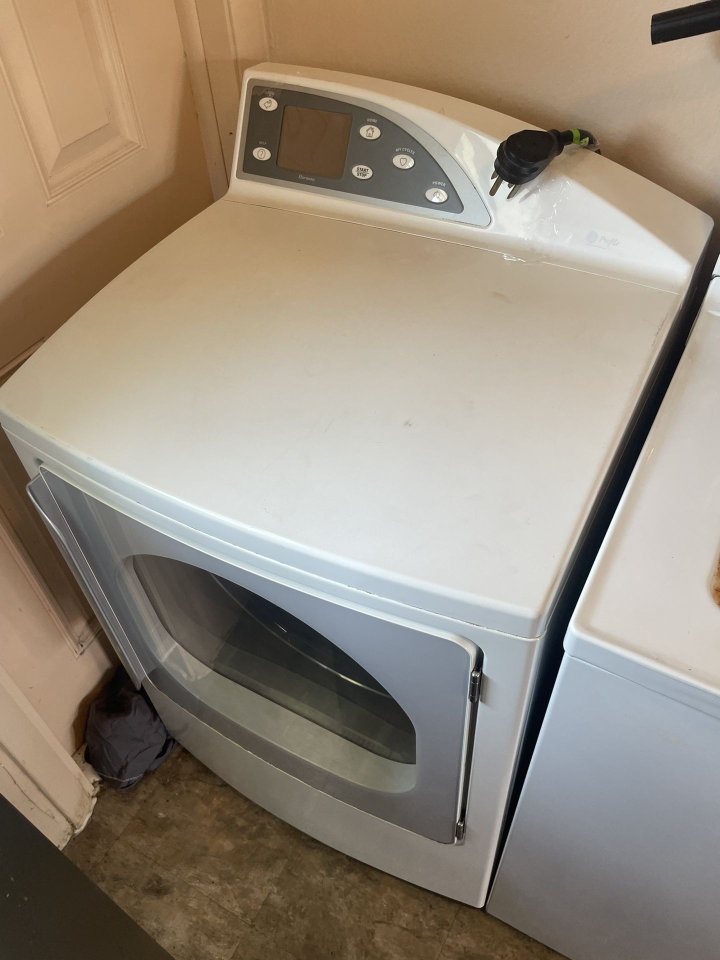 Washer & dryer