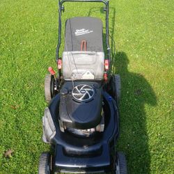 LAWN MOWER 