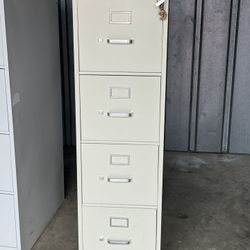 2 File Cabinets 