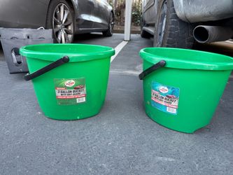 Turtle Wax 3 Gallon Buckets with Grit Guard – Set of 2