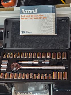 New ANVIL 39-Piece SAE/Metric Mechanics Tool Set with Case