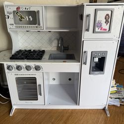 Play kitchen