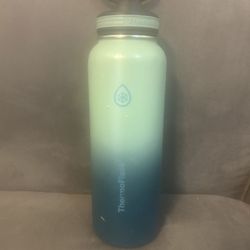 Water Bottle  ThermoFlask With Straw Lid 40 oz