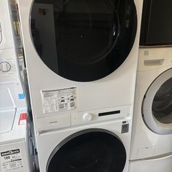 Washer/Dryer combo Gas New