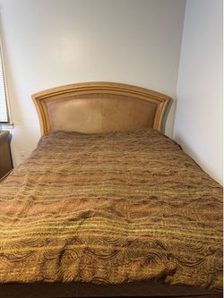 Bedroom set-needs repair-FREE FOR PICKUP ASAP