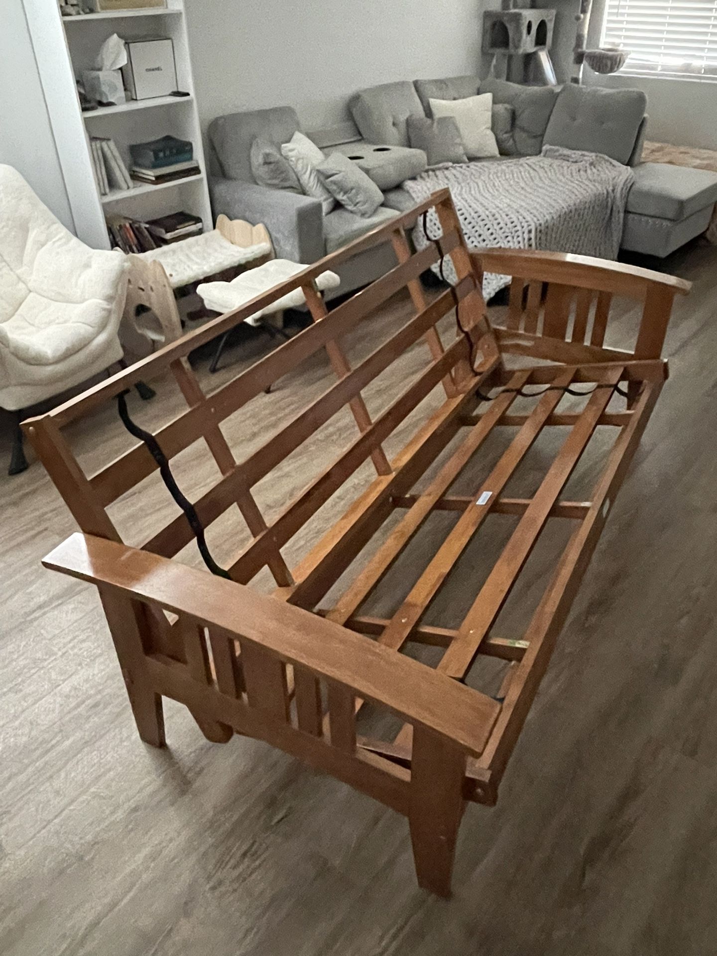 Nirvana Futons Westfield Wood Futon Frame - Full Size 