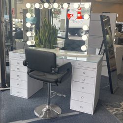 Impressions Vanity Desk And Mirror With Bluetooth