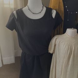 Michael Kors Off The Shoulder Blk. Dress