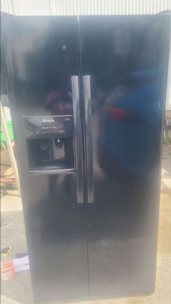 Frigidaire double door refrigerator
