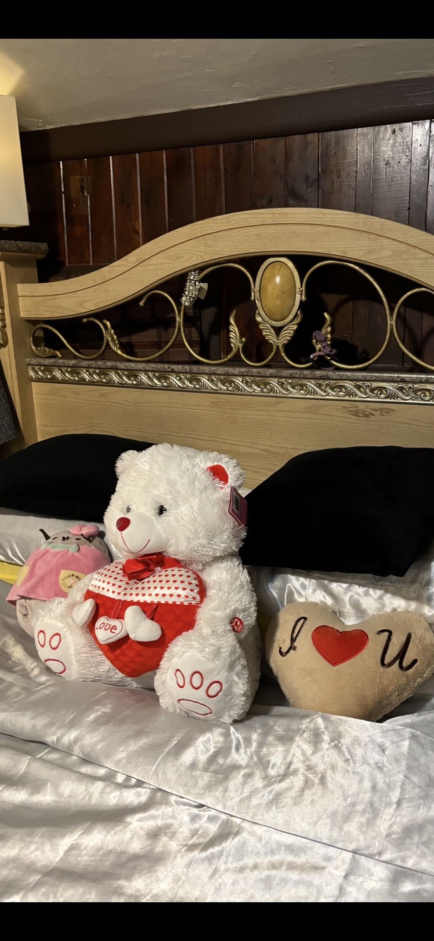 Queen Bed