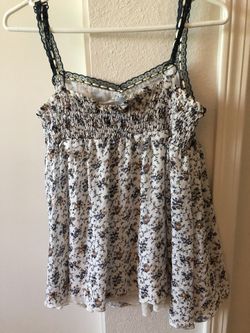 Cute Top, Size Small