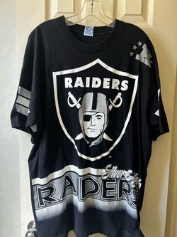 Vintage Raiders Silver E Black t-shirt XL never worn