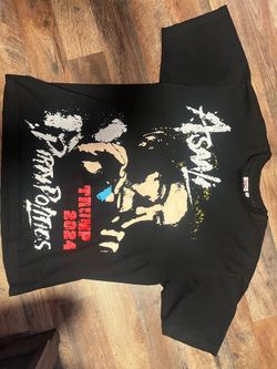 Asaali dirty politics, Donald Trump shirt