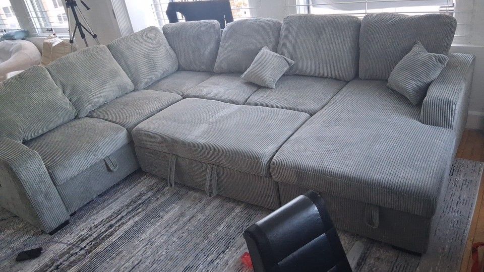 4pcs Sectional Sofa w/sofa & chaise storage,pulloutbed & USB connection 