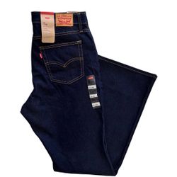 Women Levi’s Jeans NWT