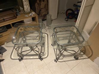 FURNITURE 2 GLASS TABLE STANDS, 1 GLASS TABLE, AND 1 GLASS SHELVES STAND