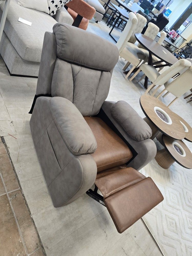 BRAND NEW 
Atlantic Furniture 
2-Tone Color Manual Swivel Glider,Rocker Leather Recliner