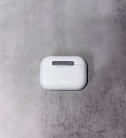 Wireless earbuds