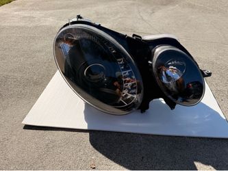 W211 Mercedes-Benz E-Class Spyder Projector Headlights with Daytime Running Lights