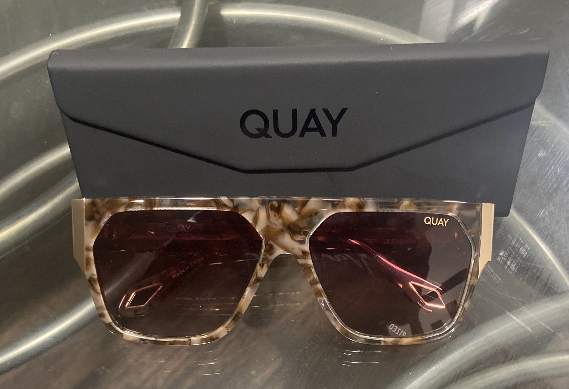 Quay Sunglasses 