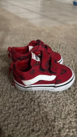 Vans baby shoe