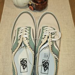 PNW Tileboard Vans 🌲🌲🌳🌳🐳🐳🌊🌊