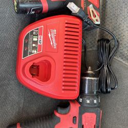 M12 Milwaukee Drills Kit 
