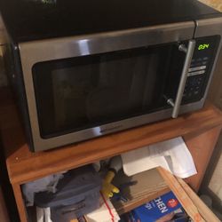 Emerson Microwave Like New!