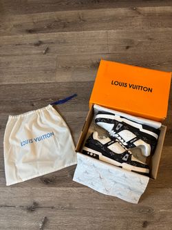 Louis Vuitton LV Trainer Sneakers