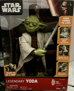 STAR WARS Legendary Yoda