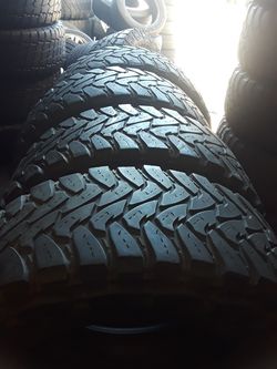 35x12.50r18 Toyo open country mt